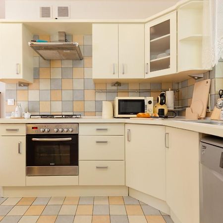 Вилла Holiday House Cinema Experience Warsaw Michalowice By Renters Экстерьер фото