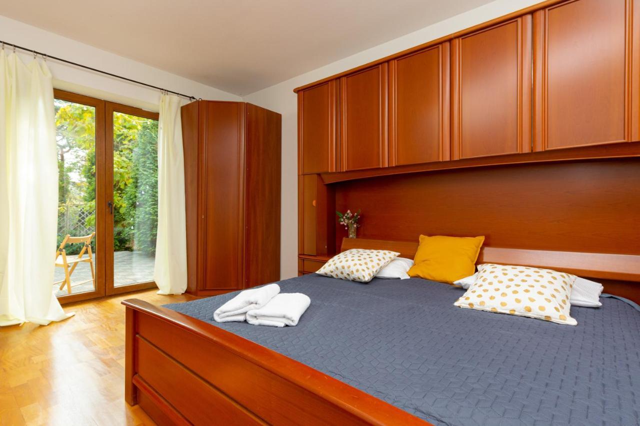 Вилла Holiday House Cinema Experience Warsaw Michalowice By Renters Экстерьер фото