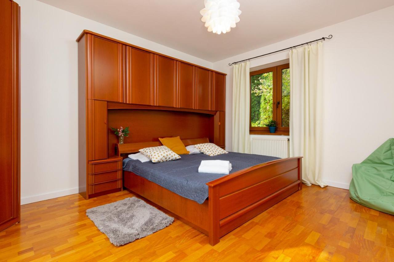 Вилла Holiday House Cinema Experience Warsaw Michalowice By Renters Экстерьер фото